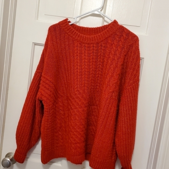 Old Navy Red Chunky Knit Sweater Size Large, colorful, casual - Picture 8 of 8
